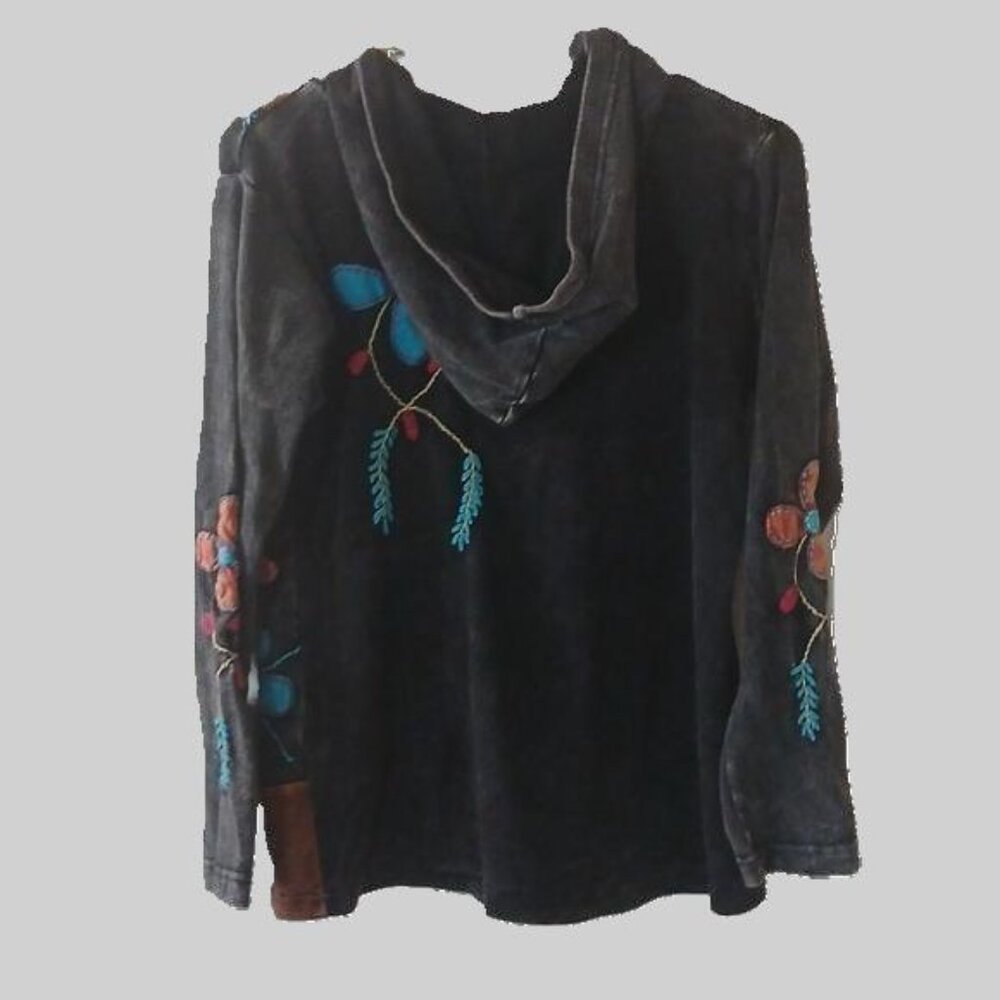 Women's Zippered Hoodie With Embroidery Work Size Medium EUC - Picture 4 of 7